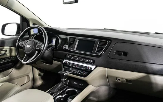 Kia Carnival 2.20 автоматическая, фото №5