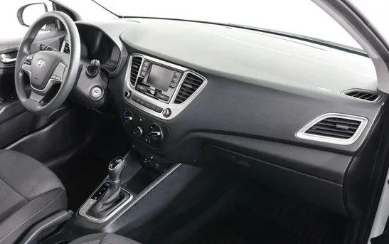 Hyundai Solaris 1.40 автоматическая, фото №7