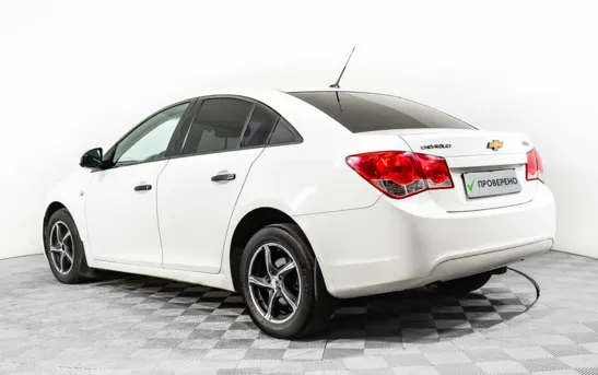 Chevrolet Cruze 1.60 механика, фото №4