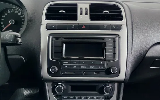 Volkswagen Polo 1.60 автоматическая, фото №8