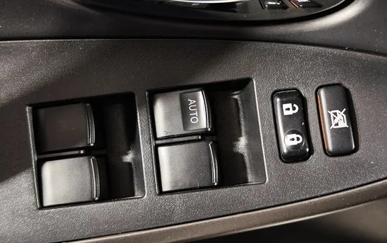 Toyota RAV4 2.00 вариатор, фото №18