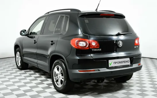 Volkswagen Tiguan 2.00 автоматическая, фото №4