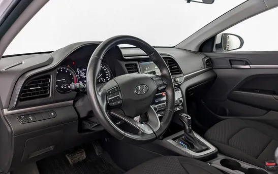 Hyundai Elantra 1.60 автоматическая, фото №8