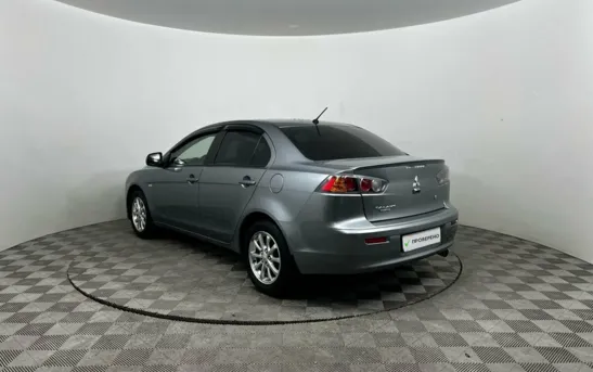 Mitsubishi Lancer 1.60 механика, фото №4