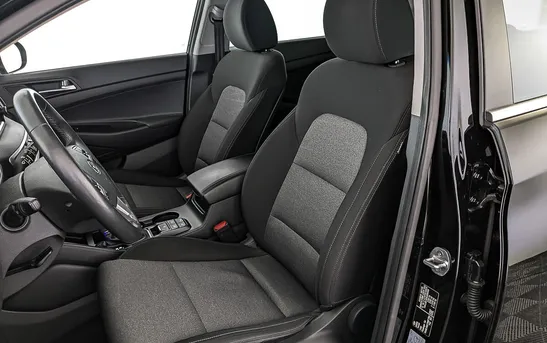 Hyundai Tucson 2.00 автоматическая, фото №9