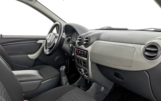 Renault Logan 1.40 механика, фото №6