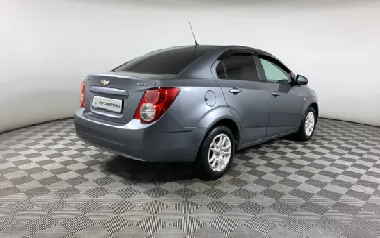 Chevrolet Aveo 1.60 автоматическая, фото №2