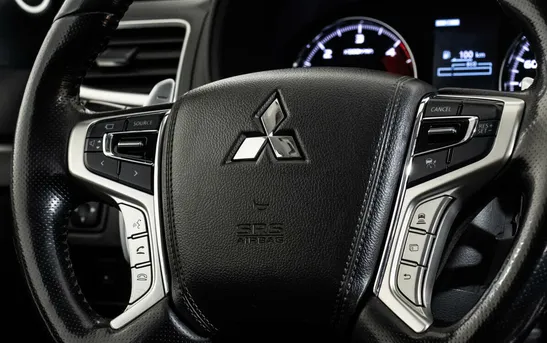 Mitsubishi Pajero Sport 2.40 автоматическая, фото №8