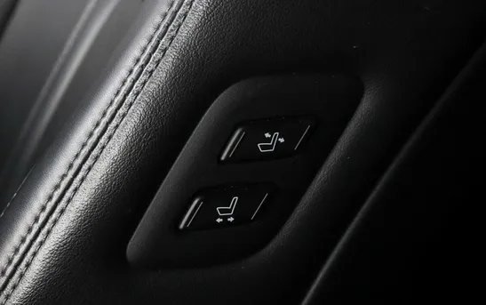 Kia Quoris 3.80 автоматическая, фото №16