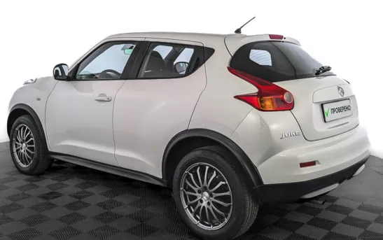 Nissan Juke 1.60 вариатор, фото №4