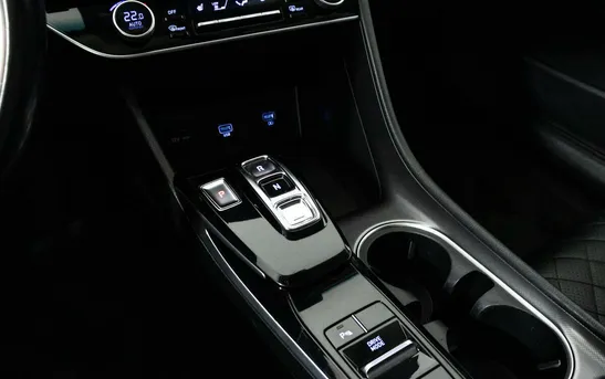 Hyundai Sonata 2.00 автоматическая, фото №10