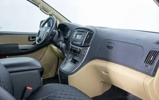 Hyundai H-1 2.50 автоматическая, фото №5