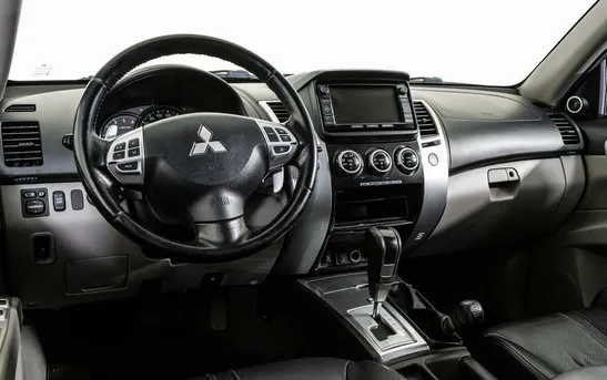 Mitsubishi Pajero Sport 2.50 автоматическая, фото №7