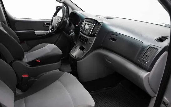 Hyundai H-1 2.50 автоматическая, фото №5