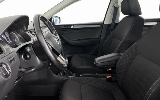 Skoda Rapid 1.40 робот, фото №6