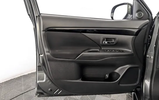 Mitsubishi Outlander 2.00 вариатор, фото №10