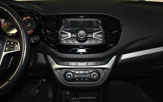 Lada (ВАЗ) Vesta 1.60 механика, фото №9