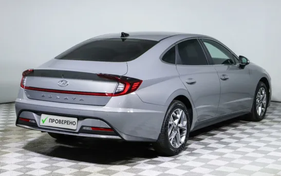 Hyundai Sonata 2.00 автоматическая, фото №2