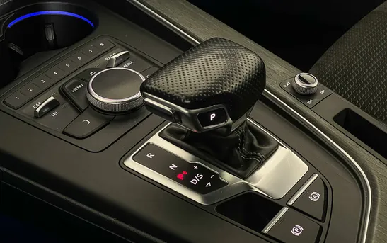 Audi A4 2.00 робот, фото №11