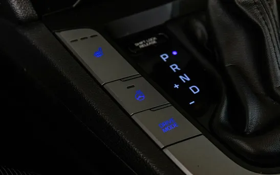 Hyundai Elantra 2.00 автоматическая, фото №9