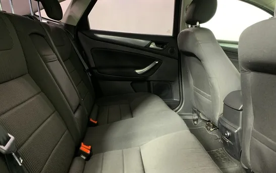 Ford Mondeo 2.00 механика, фото №7