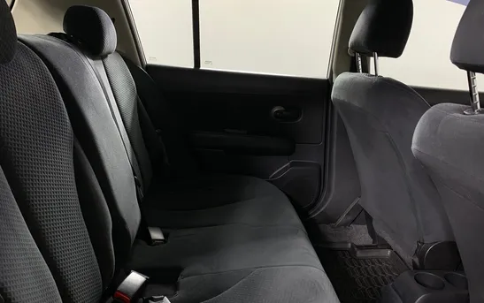 Nissan Tiida 1.60 механика, фото №6