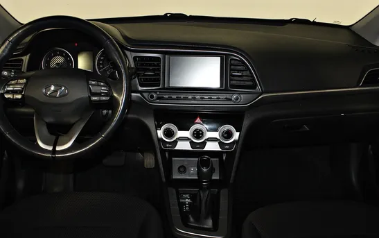 Hyundai Elantra 1.60 автоматическая, фото №7