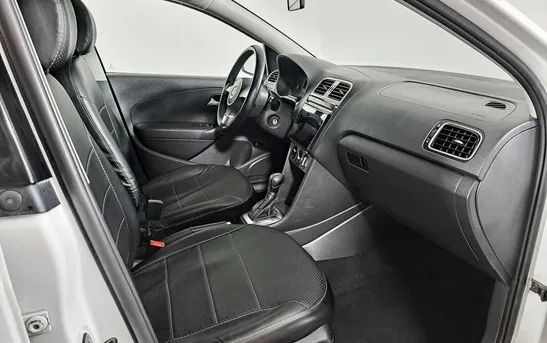 Volkswagen Polo 1.60 автоматическая, фото №6