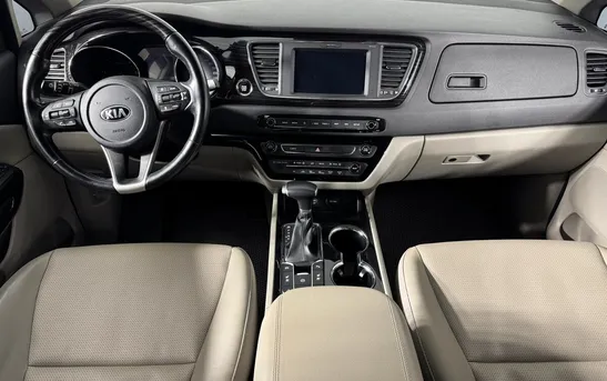 Kia Carnival 2.20 автоматическая, фото №7
