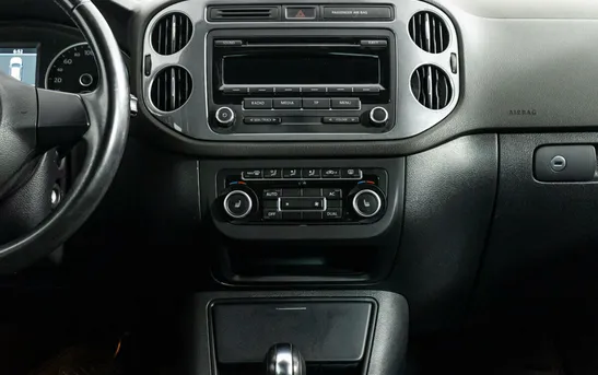 Volkswagen Tiguan 2.00 автоматическая, фото №9