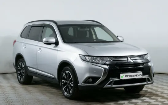 Mitsubishi Outlander 2.00 вариатор, фото №3