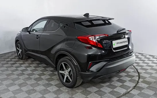 Toyota C-HR 2.00 вариатор, фото №4
