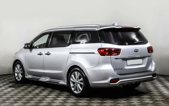 Kia Carnival 2.20 автоматическая, фото №4