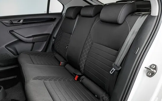 Skoda Rapid 1.40 робот, фото №9