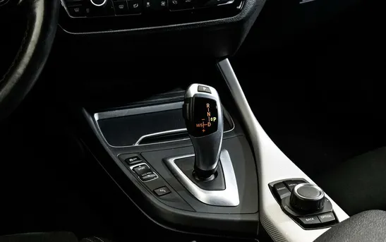 BMW 1 серии 1.50 автоматическая, фото №6