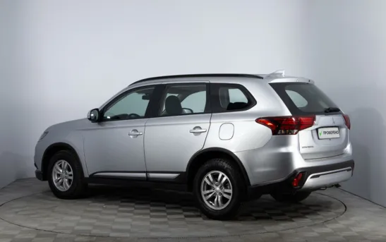Mitsubishi Outlander 2.00 вариатор, фото №4