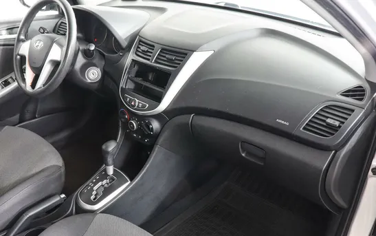 Hyundai Solaris 1.60 автоматическая, фото №7