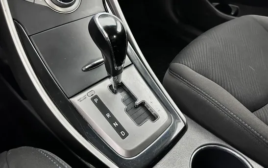 Hyundai Elantra 1.60 автоматическая, фото №7