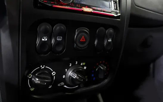 Nissan Almera 1.60 механика, фото №7