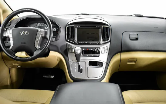 Hyundai H-1 2.50 автоматическая, фото №7