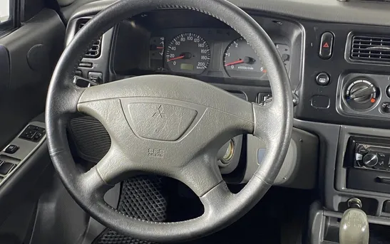 Mitsubishi Pajero Sport 2.50 механика, фото №5