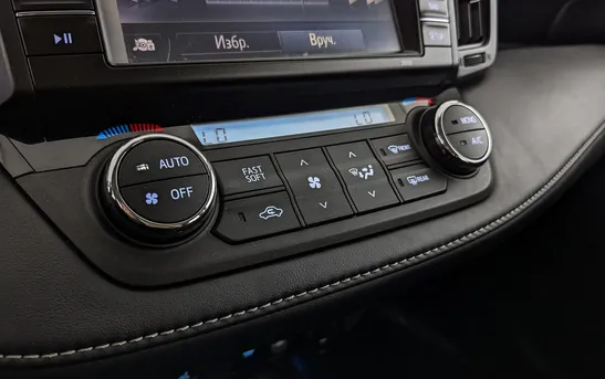 Toyota RAV4 2.00 вариатор, фото №8