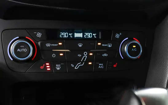 Ford Focus 1.50 автоматическая, фото №9