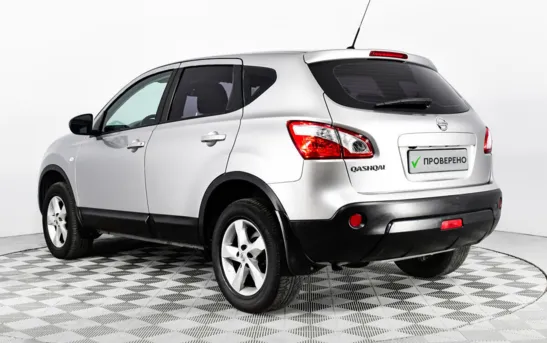 Nissan Qashqai 1.60 вариатор, фото №4