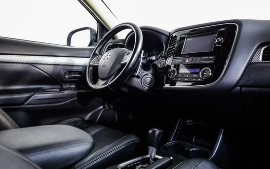 Mitsubishi Outlander 2.00 вариатор, фото №5