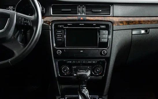 Skoda Superb 2.00 робот, фото №8