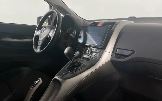 Toyota Auris 1.60 робот, фото №8