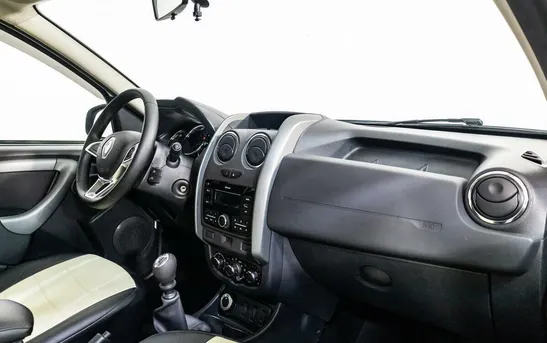 Renault Duster 2.00 механика, фото №8