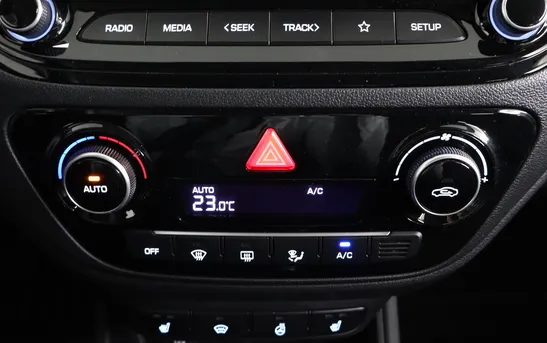 Hyundai Solaris 1.60 автоматическая, фото №17