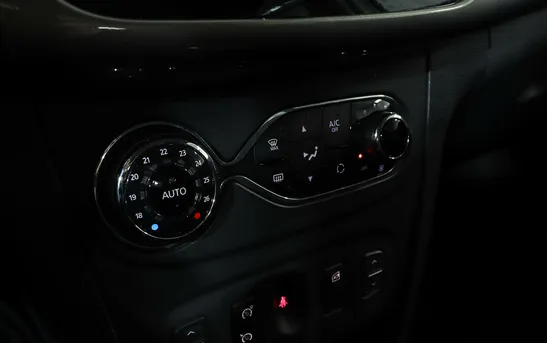 Renault Sandero 1.60 автоматическая, фото №10